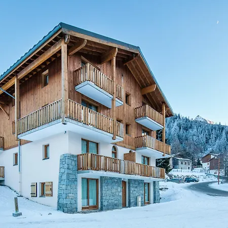 Hotel Les De La Ramoure 3*
